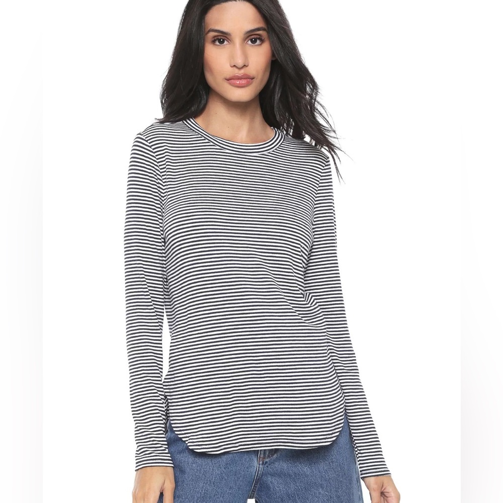 Banana Republic Luxespun striped curved hem top